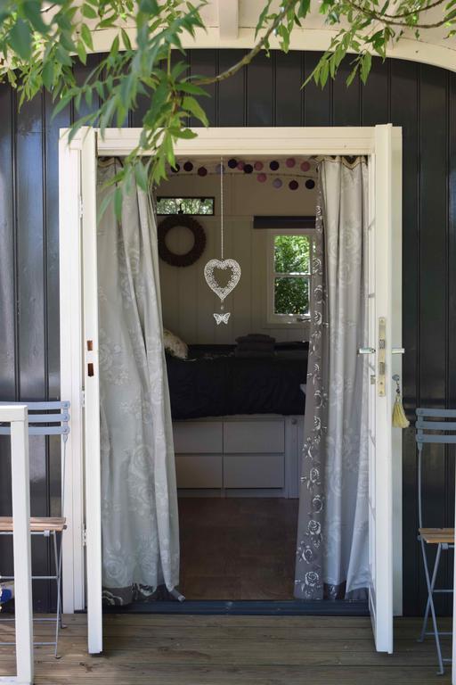 Bed and Breakfast Camping Chez Francis à Loupiac  Extérieur photo